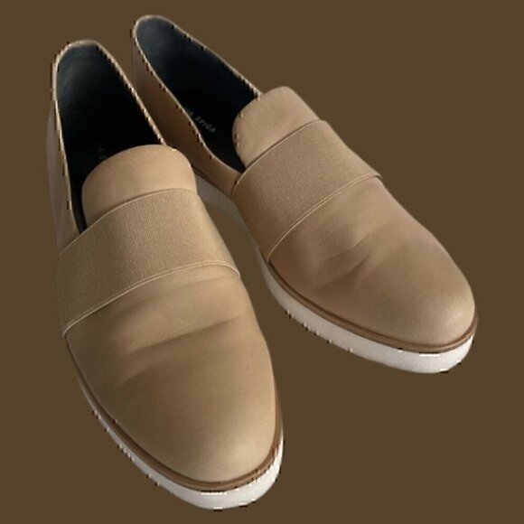 Via Spiga Women's Leather Slip On Loafer Shoes size 8.5 - Picture 5 of 12